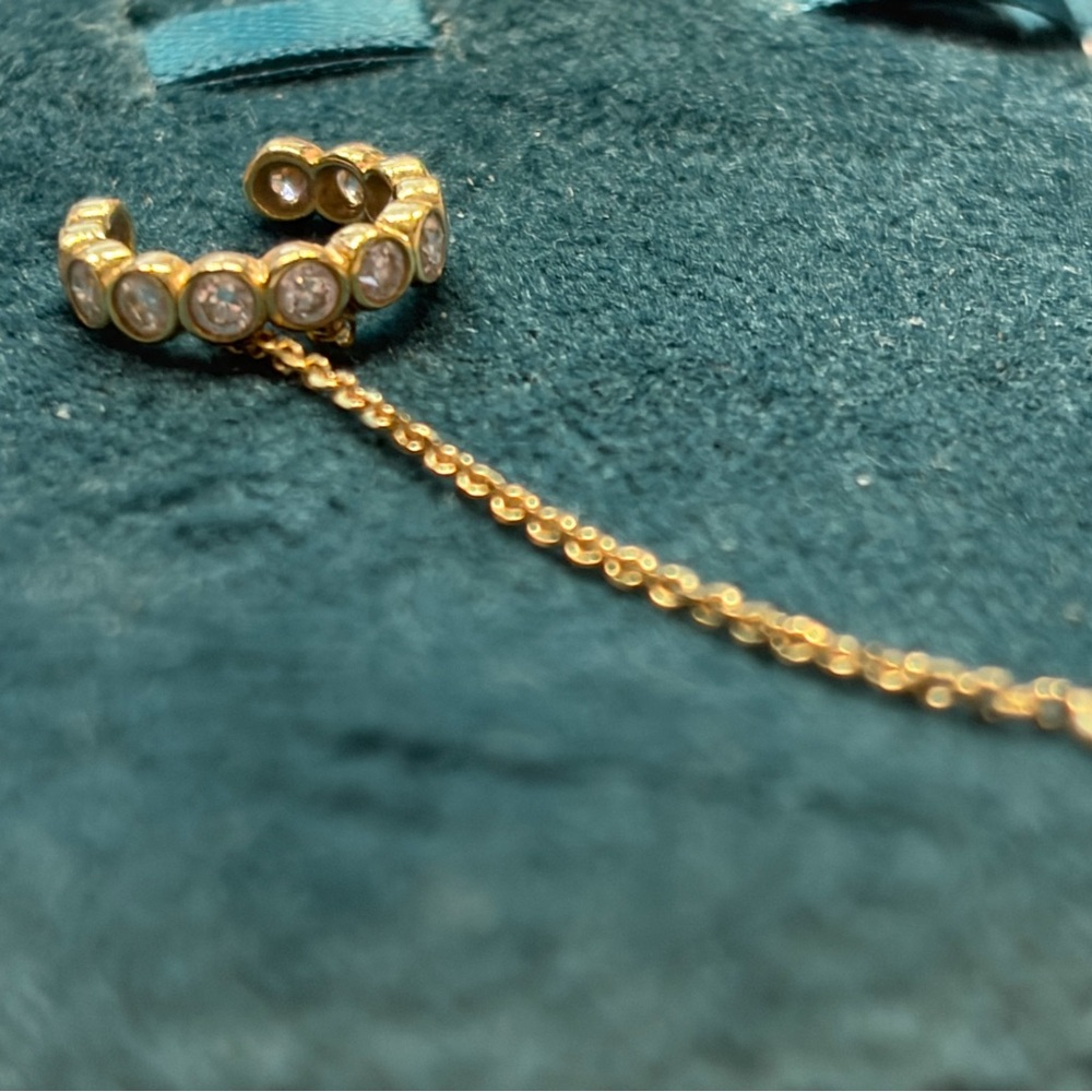 Idyl Spark Ear Cuff GOLD - Picture 4 of 7